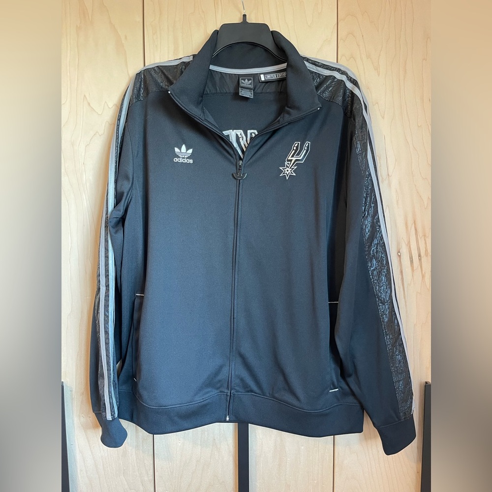 *NeW* Adidas Limited Edition Spurs Black Zip-Up Jacket
